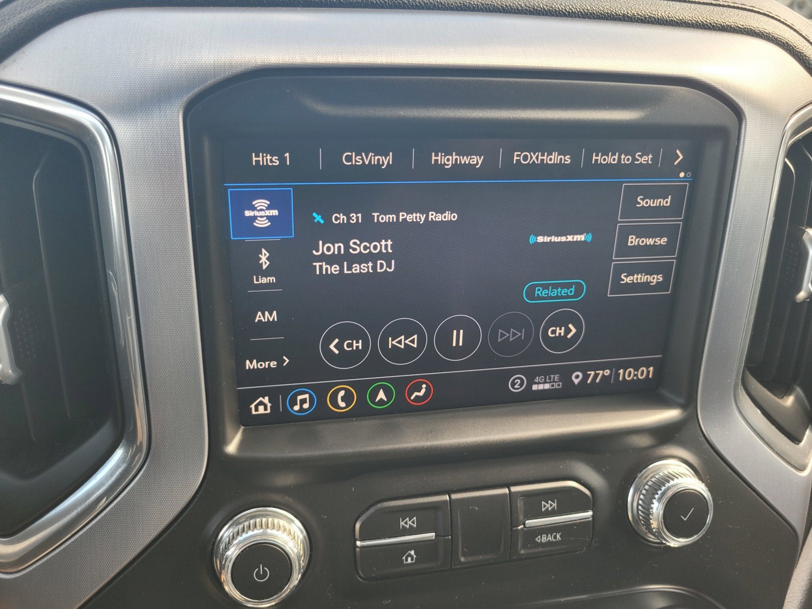 2020 GMC Sierra 1500 SLT