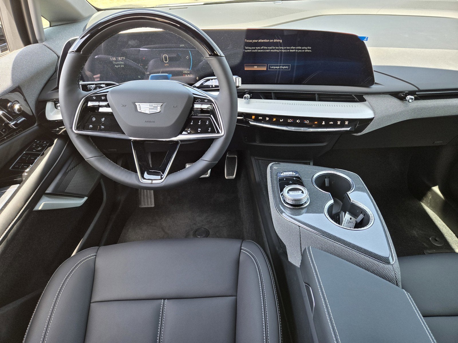 2025 Cadillac OPTIQ Luxury 1