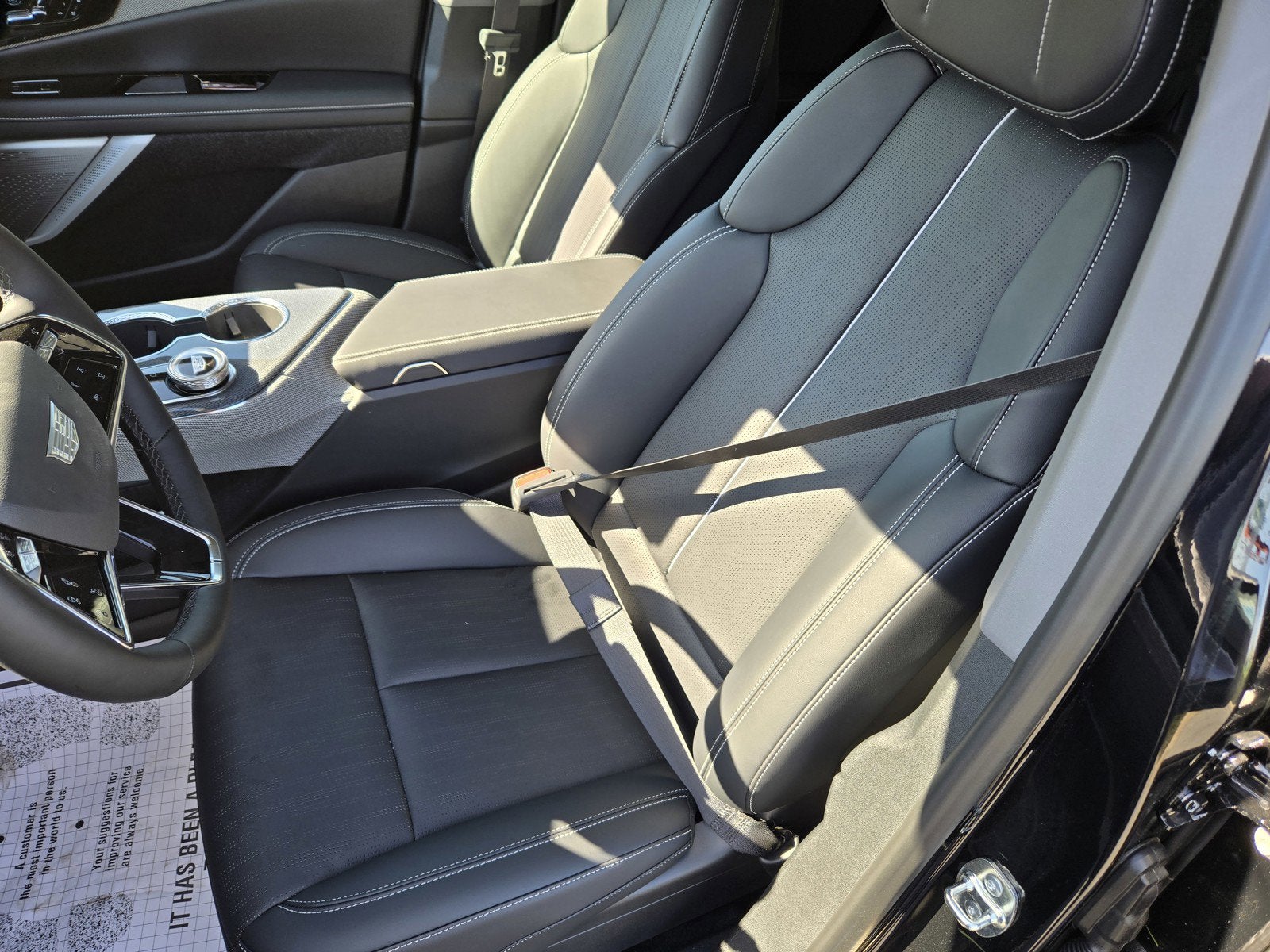 2026 Cadillac OPTIQ Premium Luxury