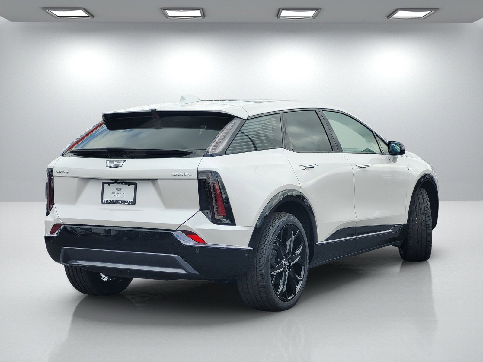 2025 Cadillac OPTIQ Sport 1