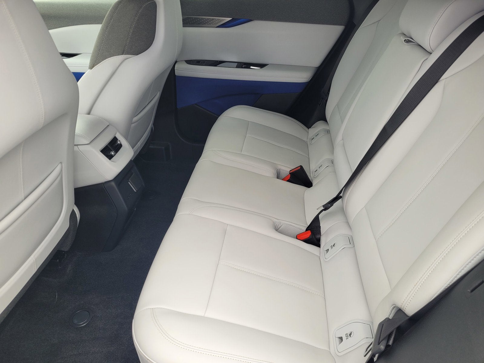 2025 Cadillac OPTIQ Sport 1