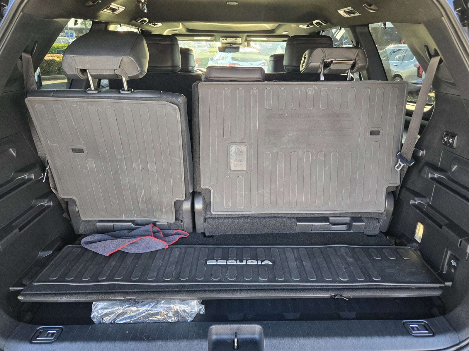 2024 Toyota Sequoia SR5