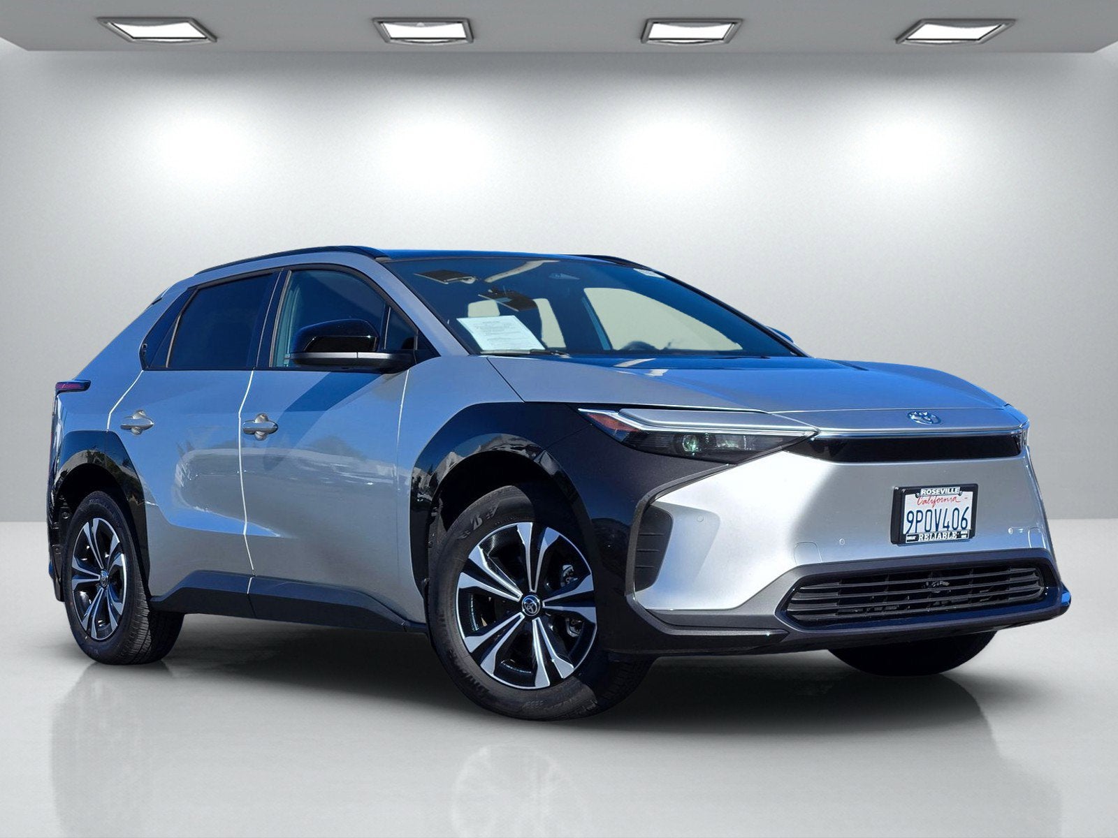 2024 Toyota bZ4X XLE