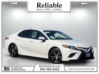 2018 Toyota Camry LE