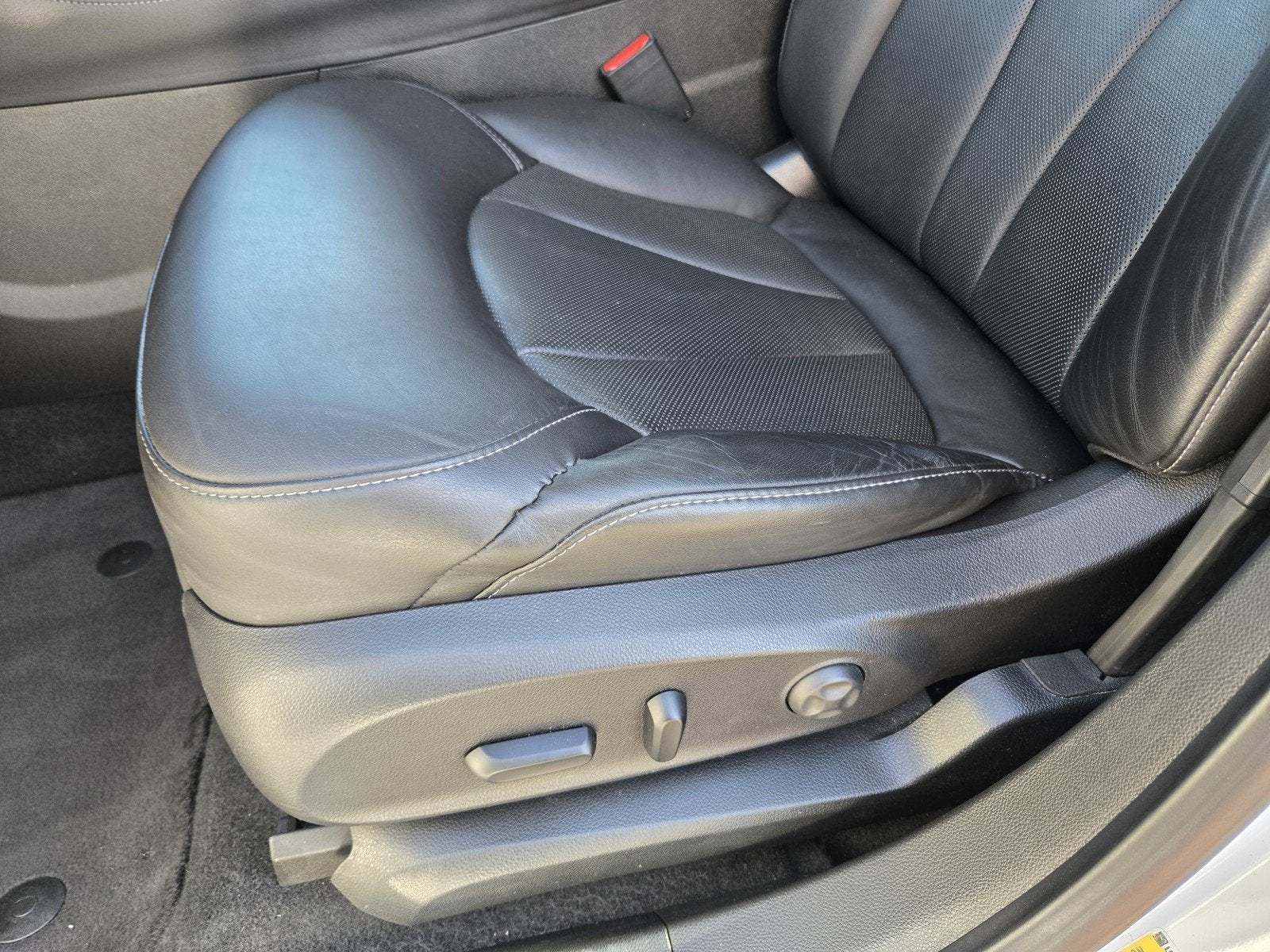 2020 Buick Envision Essence Group