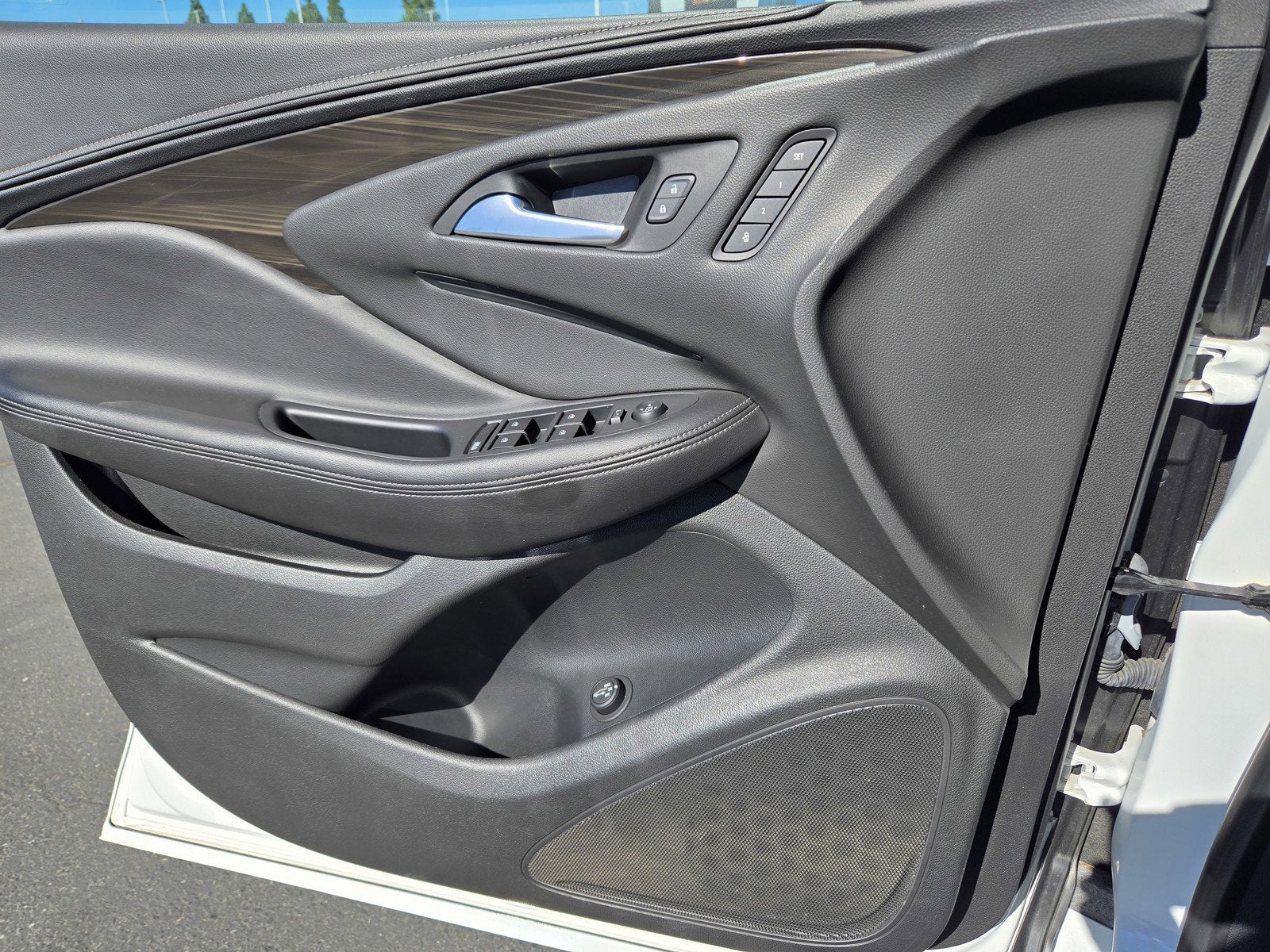 2020 Buick Envision Essence Group