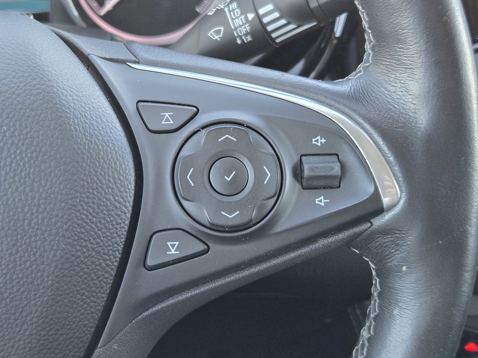 2020 Buick Envision Essence Group