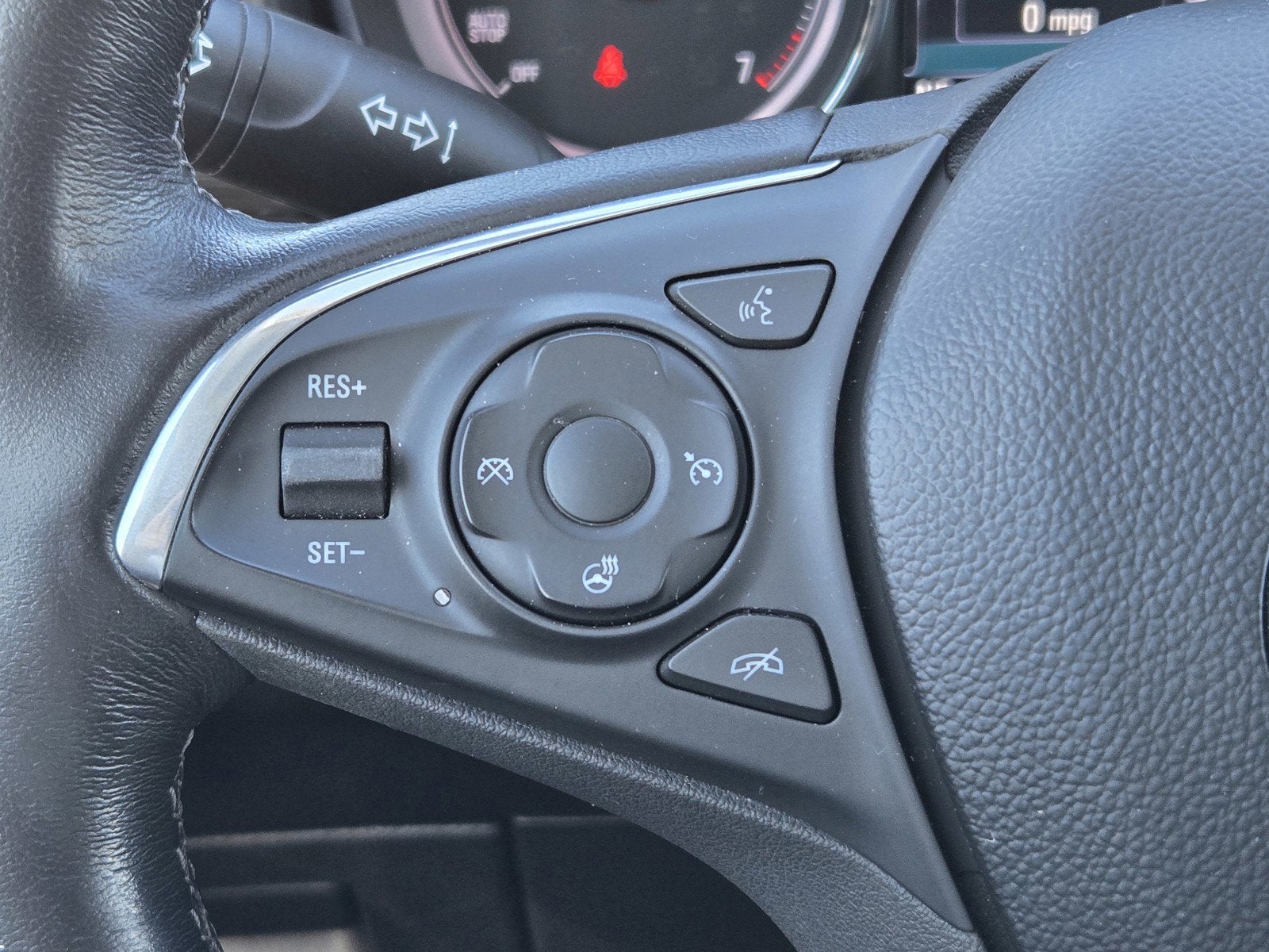 2020 Buick Envision Essence Group