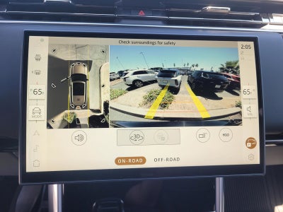 2025 Land Rover Range Rover SE