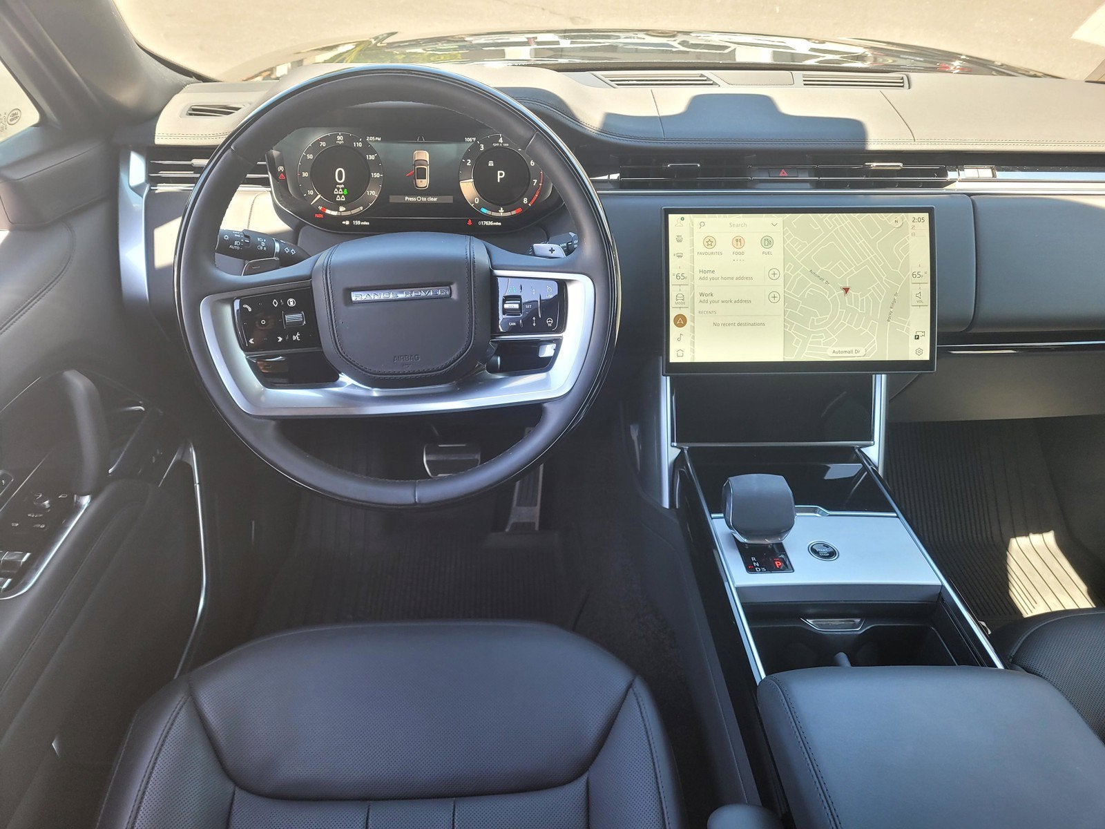 2025 Land Rover Range Rover SE