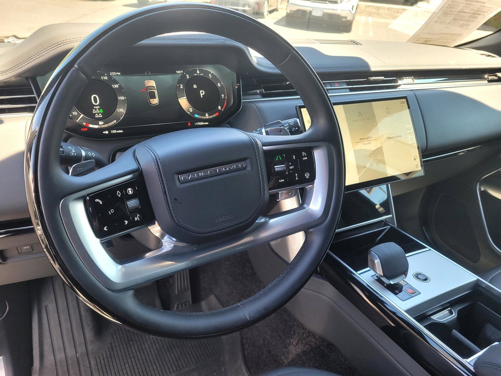 2025 Land Rover Range Rover SE